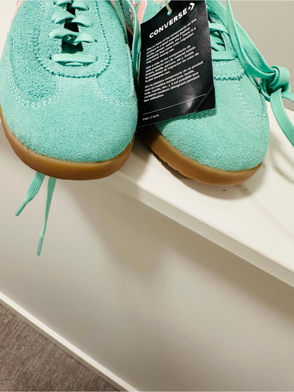 Converse Suede Tennis Sneakers in Mint with Pink Accents NWT - Picture 3 of 8